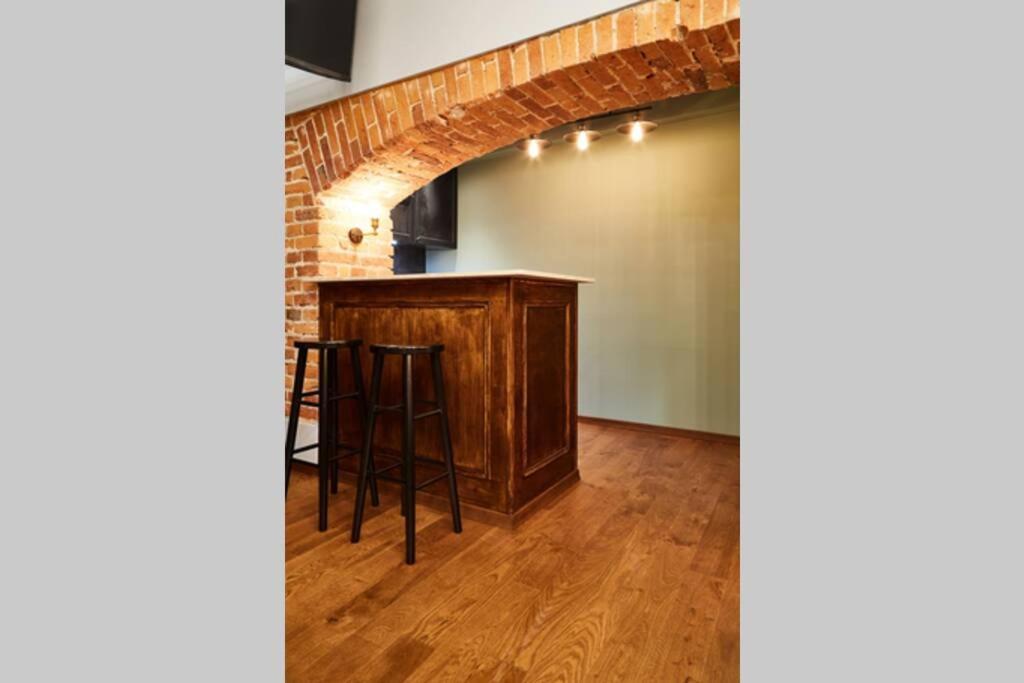Househost Ii: Studencka Street Appartement